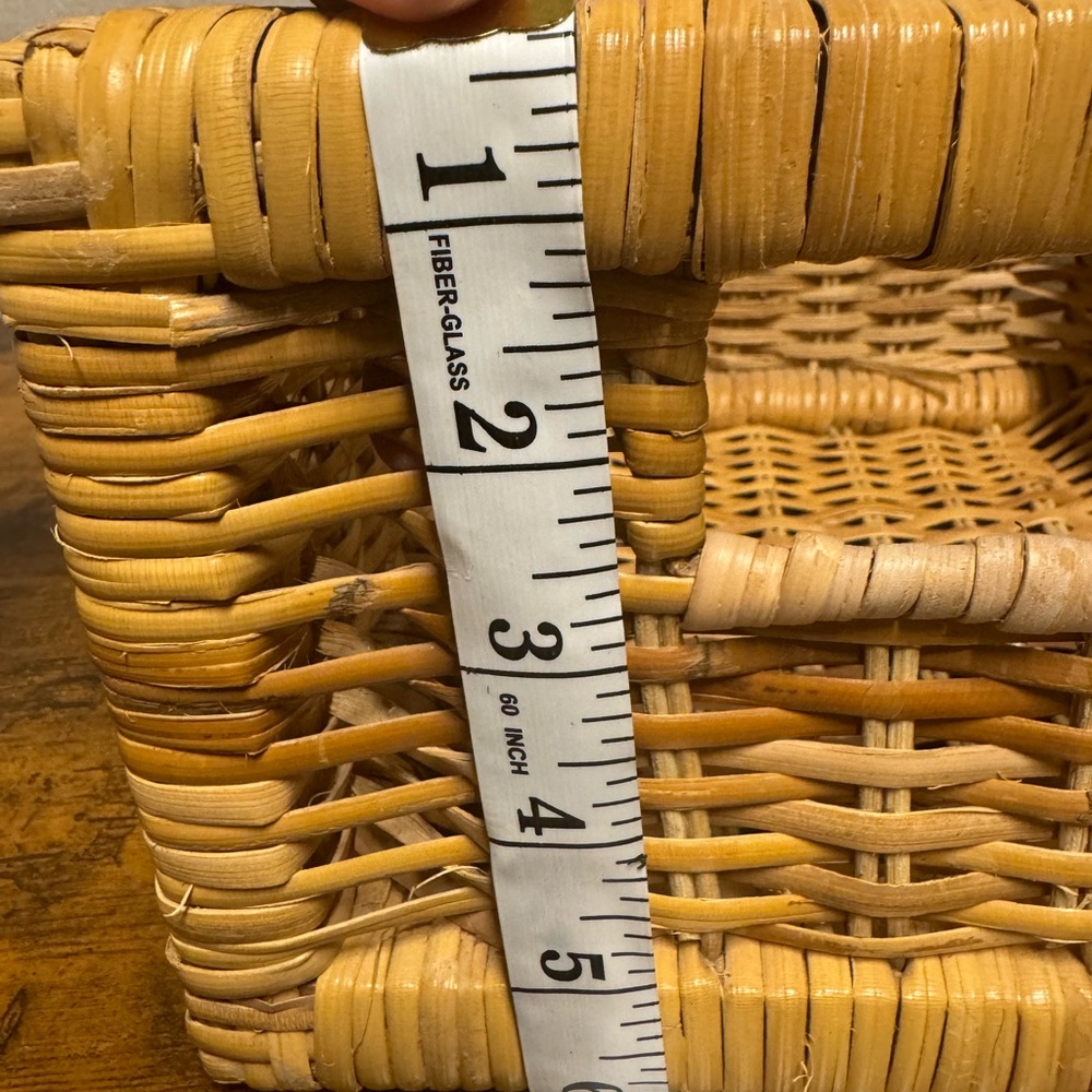 Basket - Picture 4 of 6